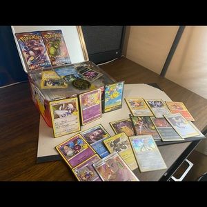 Pokémon Celebration Treasure Box Opened/like new